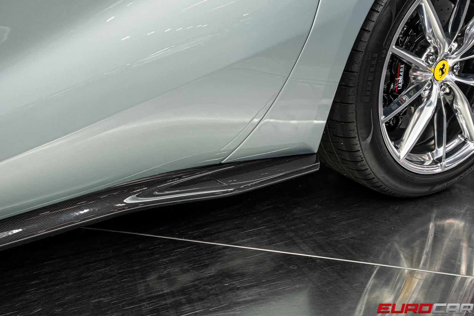 Used 2022 Ferrari 812 GTS RWD image 19