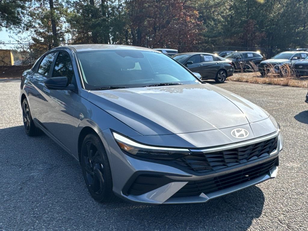 New 2026 Hyundai Elantra SEL Sport FWD image 8