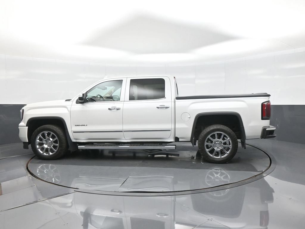 Used 2016 GMC Sierra 1500 Denali w/ Enhanced Driver Alert Package AWD/4WD image 4