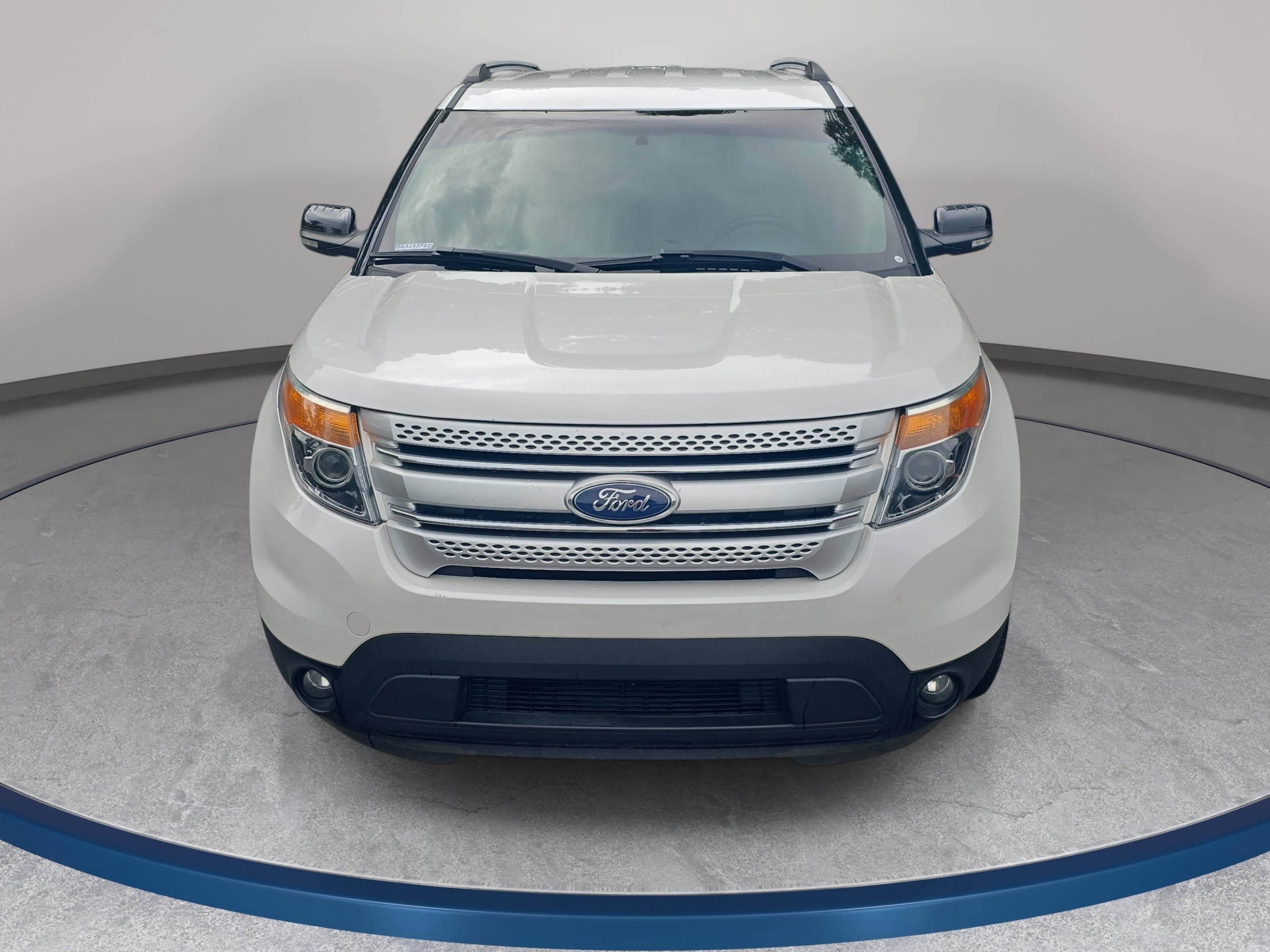 Used 2011 Ford Explorer XLT w/ 202A Rapid Spec Order Code FWD image 2