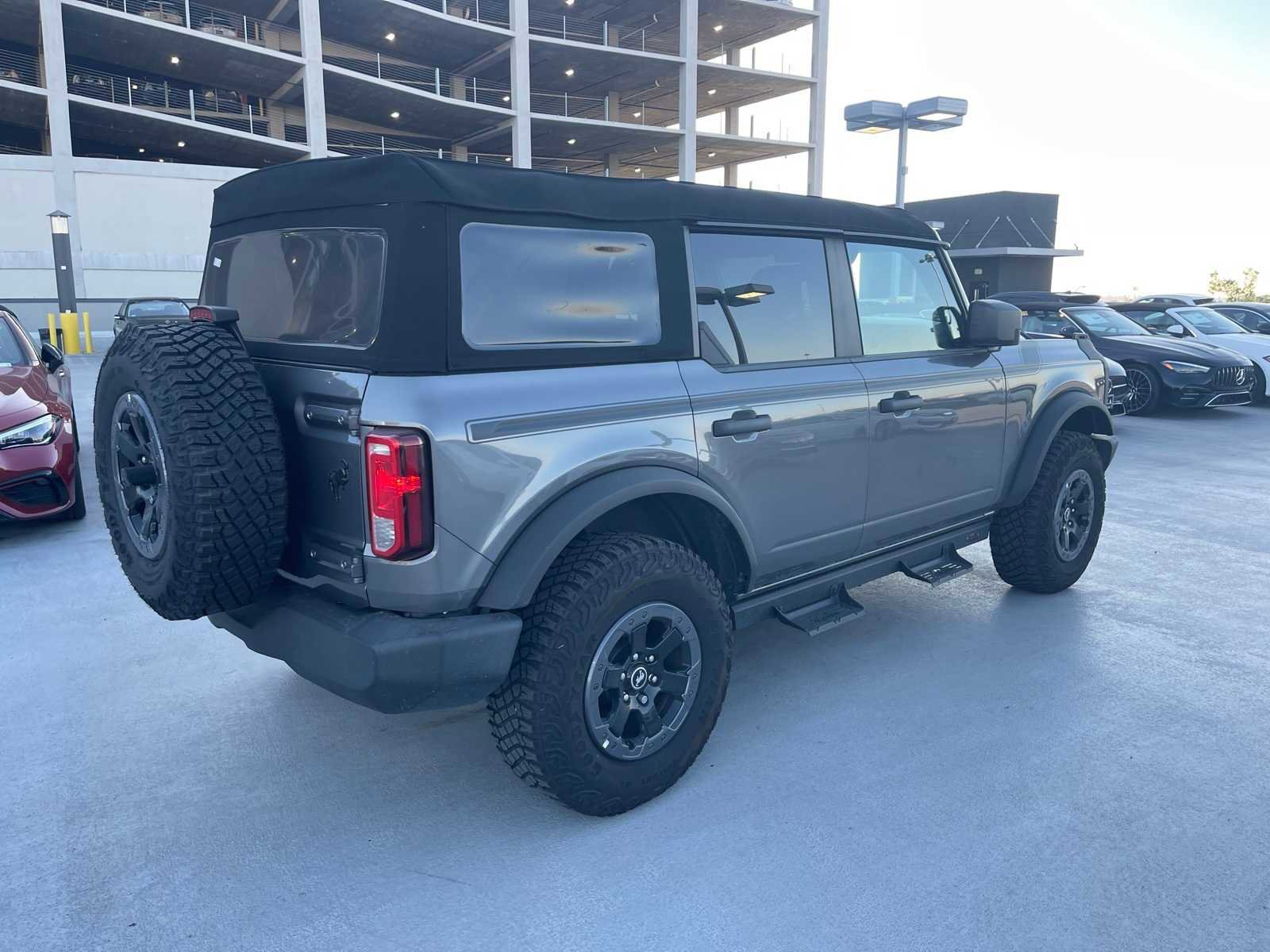 Used 2023 Ford Bronco Big Bend image 31