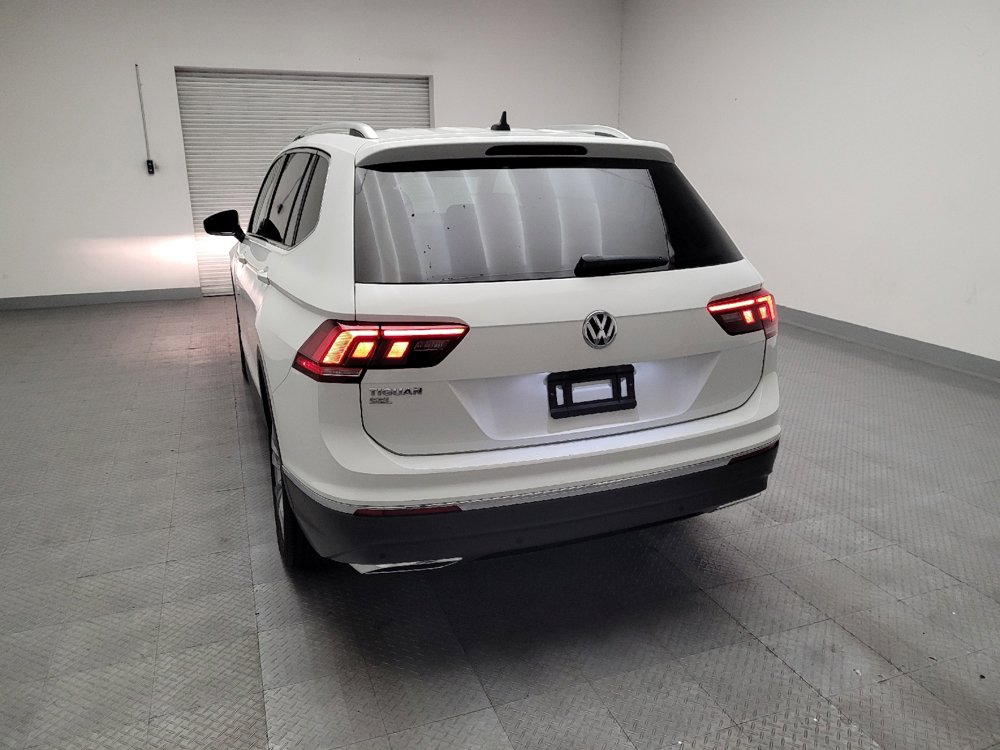 Used 2021 Volkswagen Tiguan SEL FWD image 6