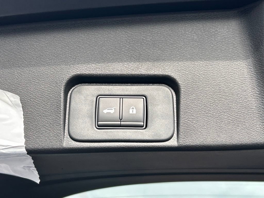 New 2026 Nissan Rogue SV FWD image 53