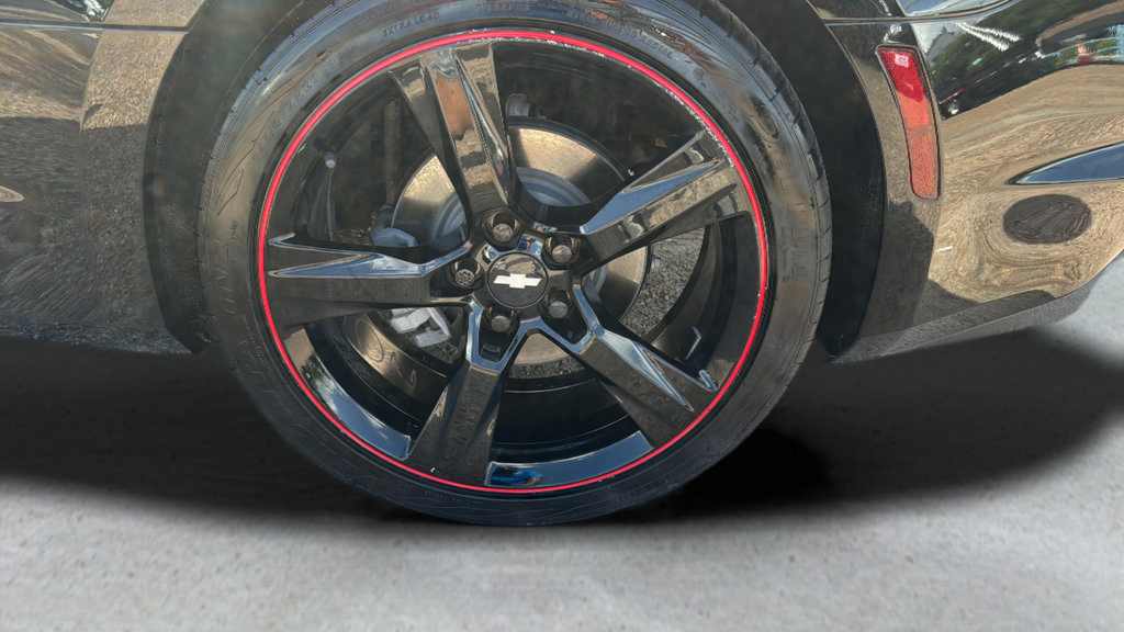 Used 2022 Chevrolet Camaro LT w/ RS Package RWD image 18