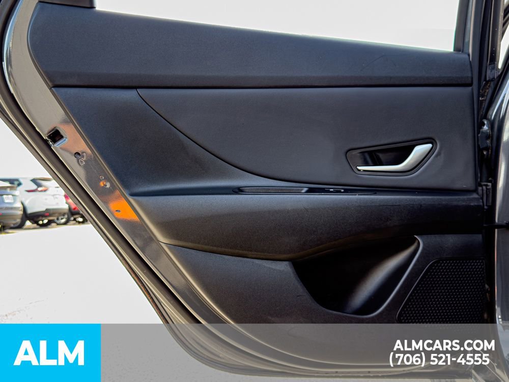 Used 2024 Hyundai Elantra SEL w/ Convenience Package FWD image 14