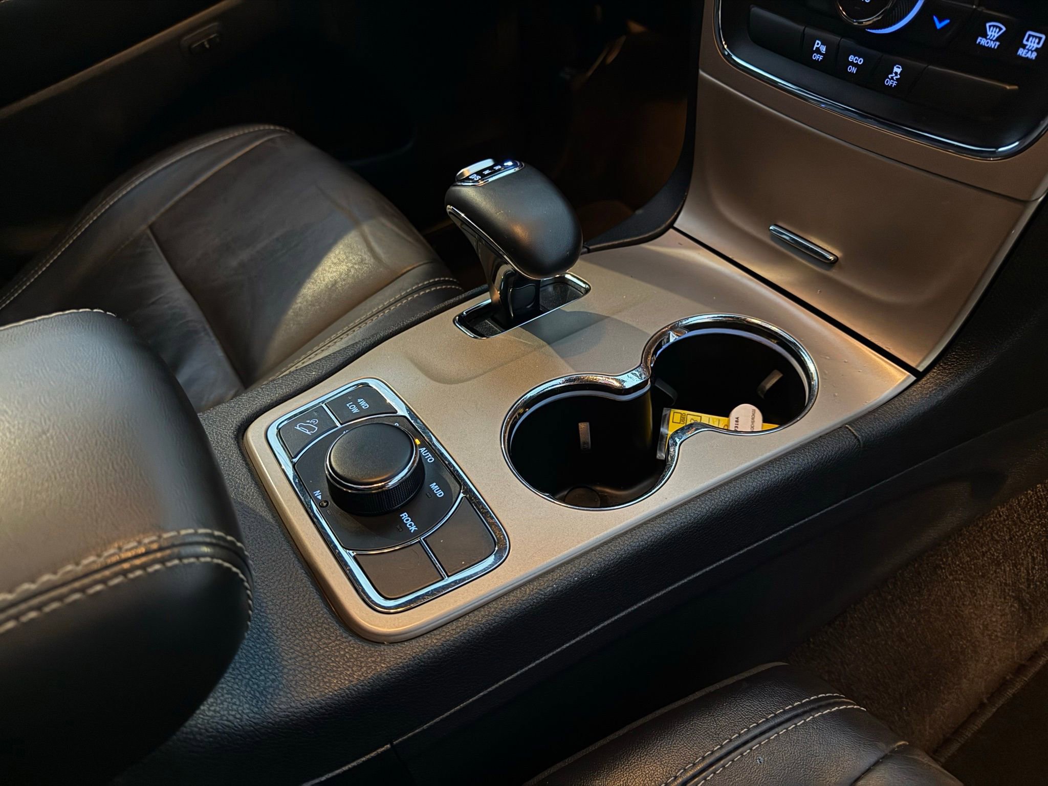 Used 2015 Jeep Grand Cherokee Limited image 21