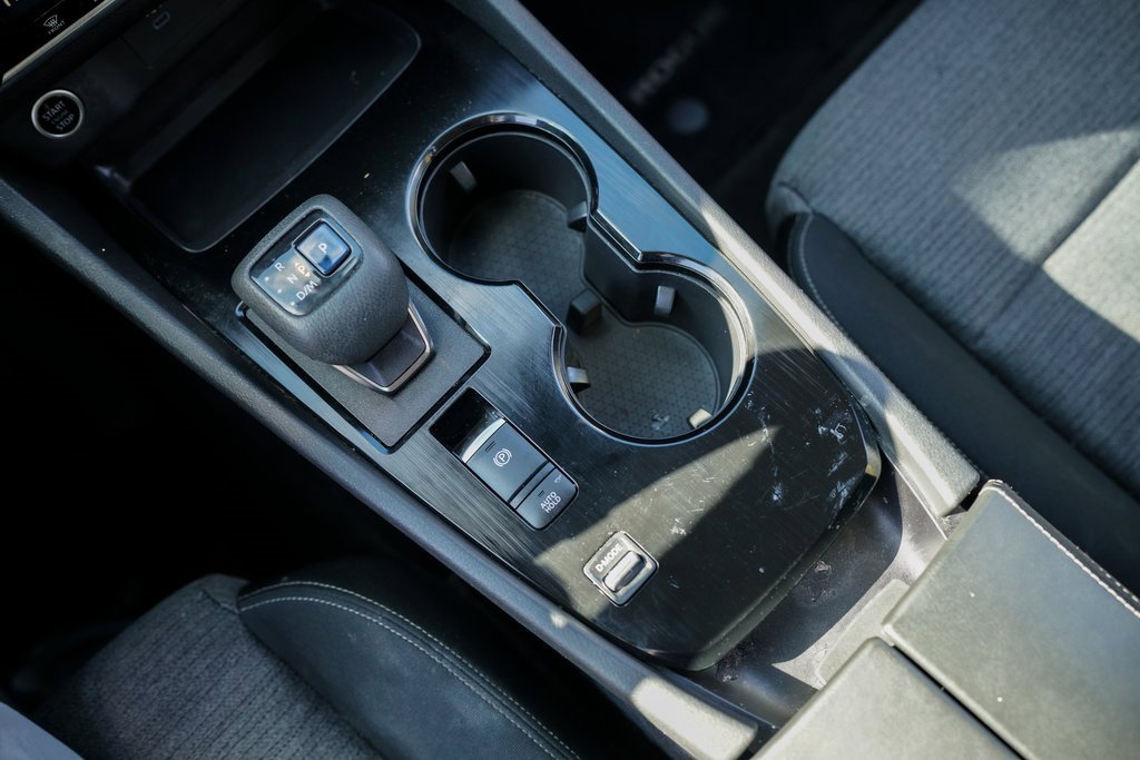 Used 2021 Nissan Rogue SV image 32