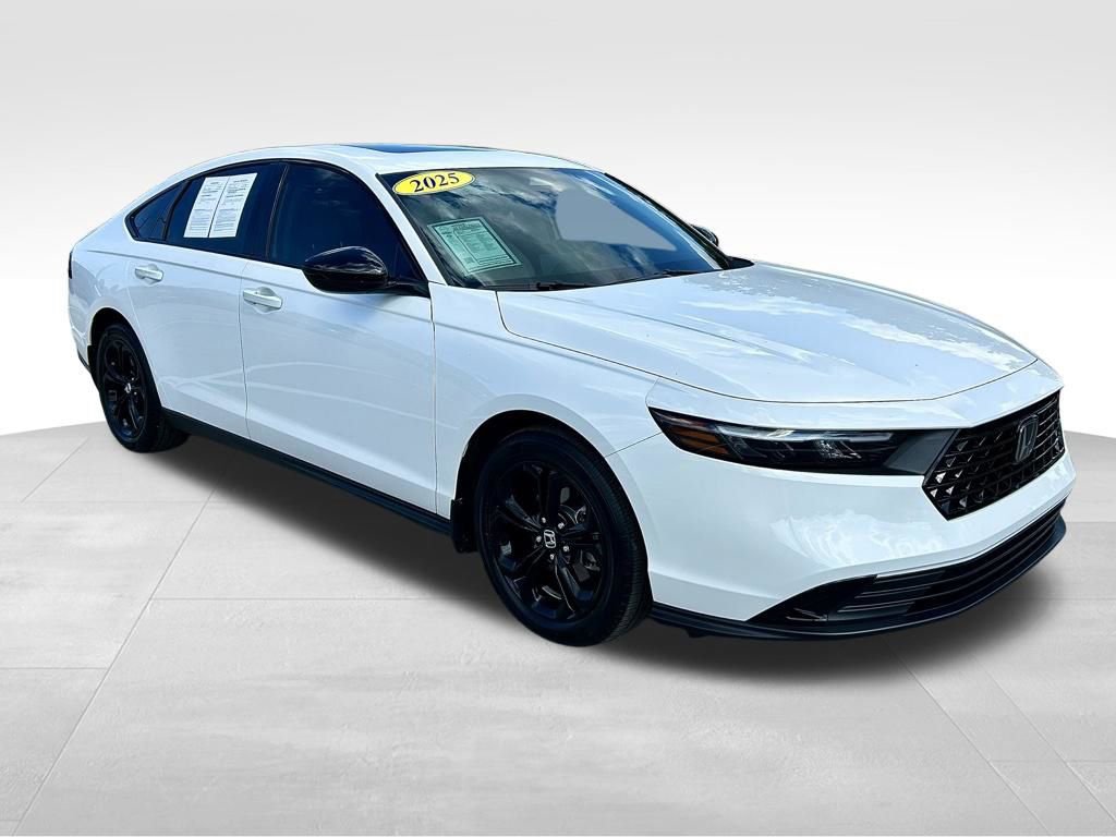 Used 2025 Honda Accord SE image 3