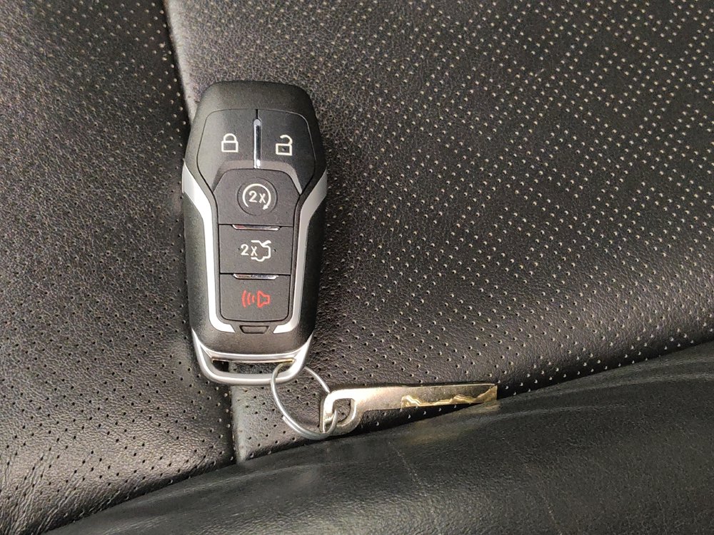 Used 2018 Lincoln MKX Black Label w/ Driver Assistance Package FWD image 32