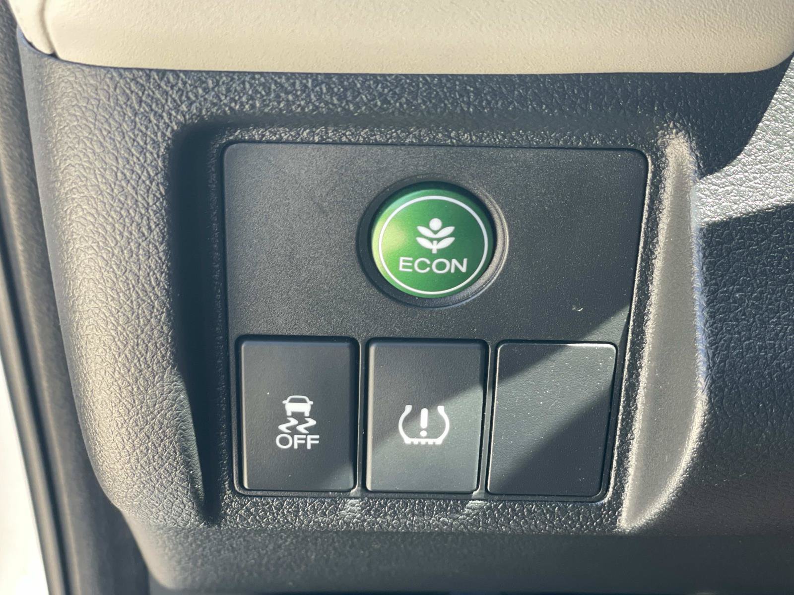 Used 2019 Honda HR-V LX image 11