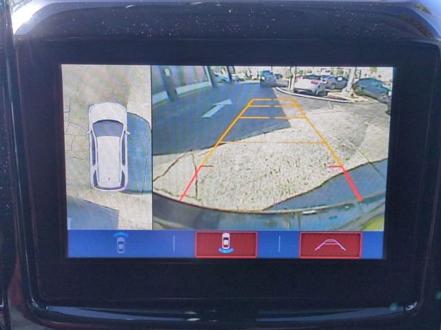 Used 2019 Chevrolet Traverse RS image 20