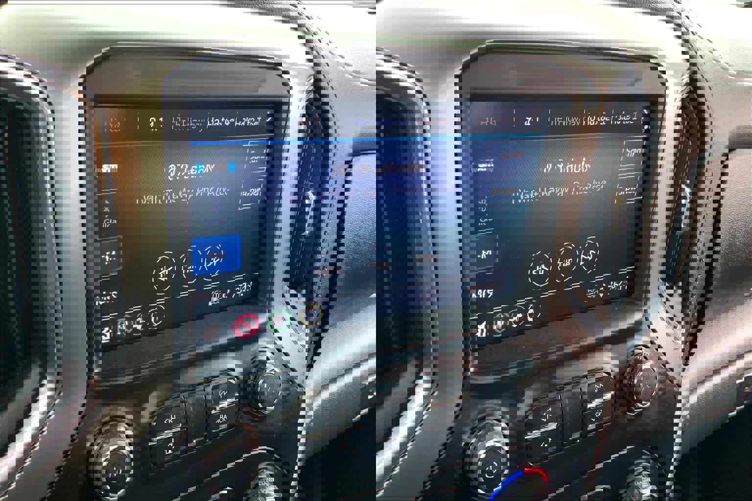 Used 2021 Chevrolet Silverado 1500 LT image 32