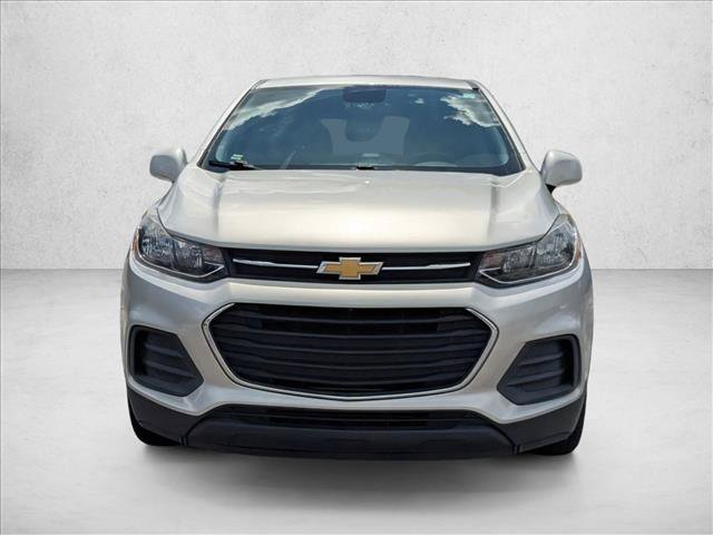 Used 2021 Chevrolet Trax LS FWD image 2