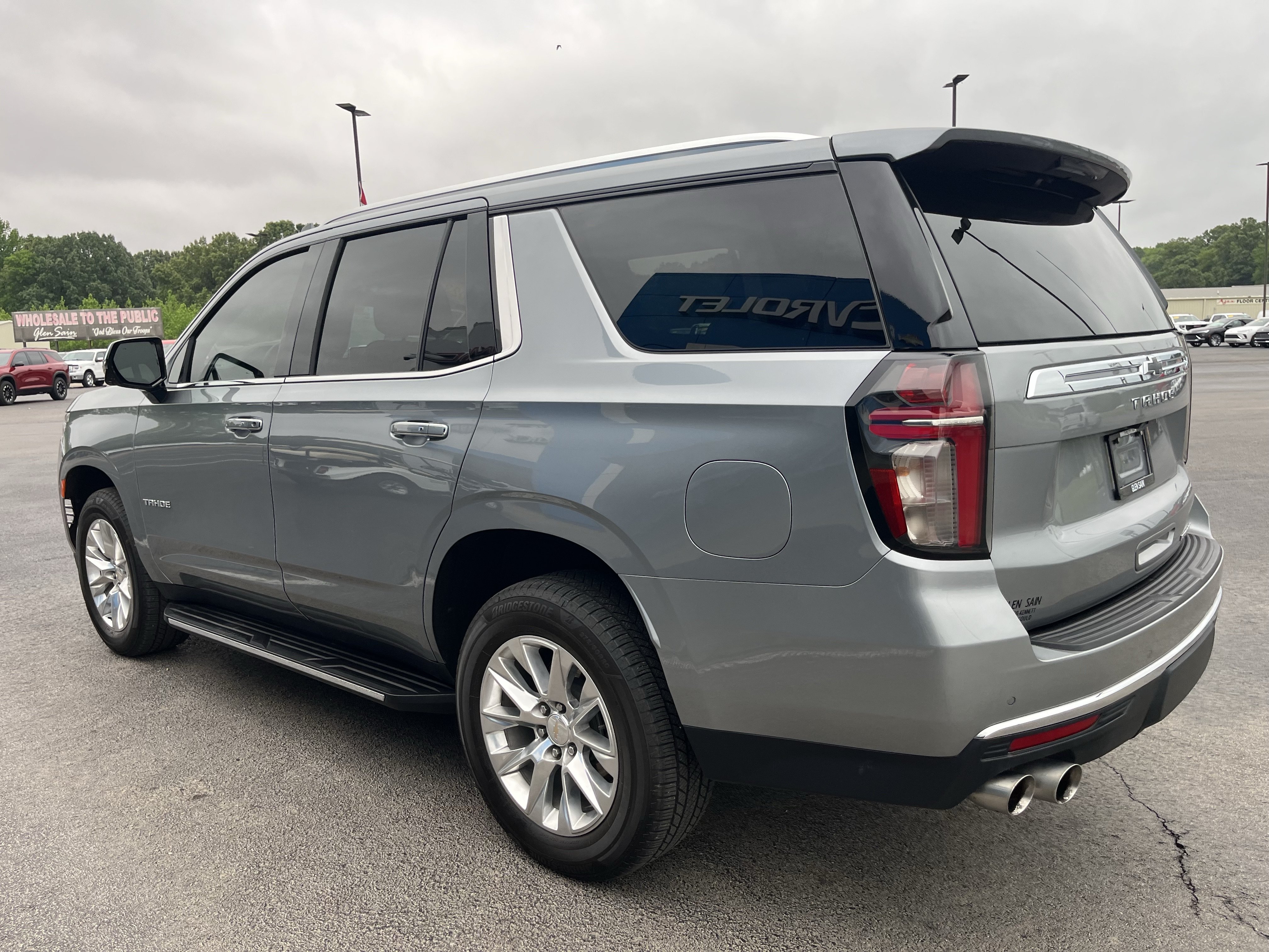 Used 2023 Chevrolet Tahoe Premier w/ Premium Package AWD/4WD image 5