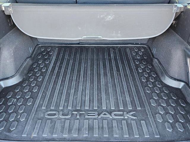 Used 2025 Subaru Outback Premium image 6