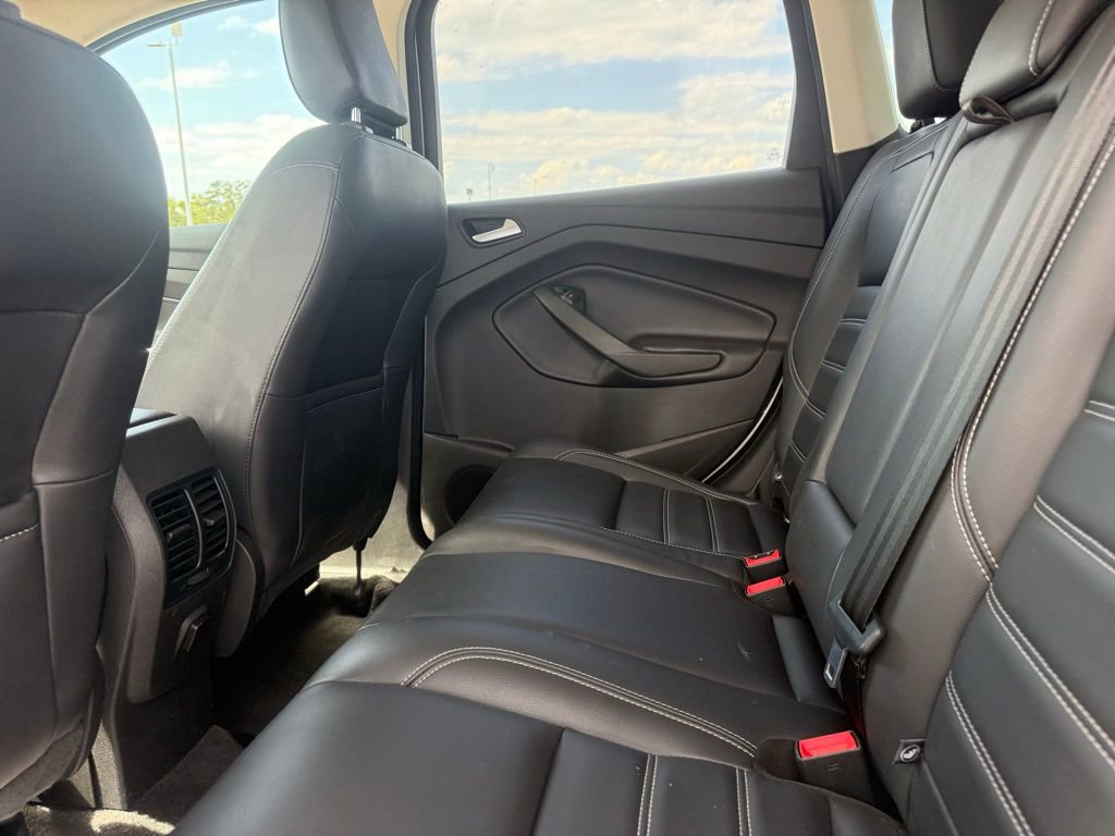 Used 2019 Ford Escape SEL image 22