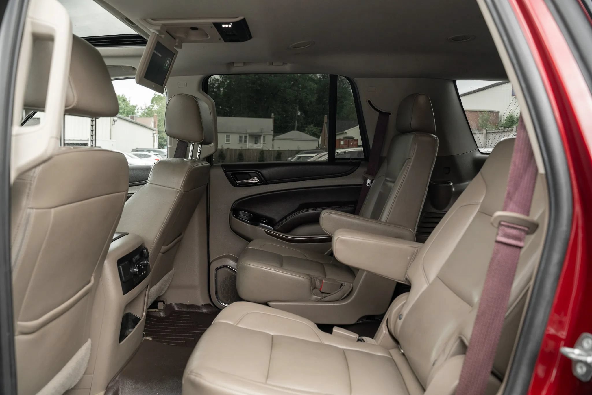 Used 2018 Chevrolet Tahoe LT AWD/4WD image 8