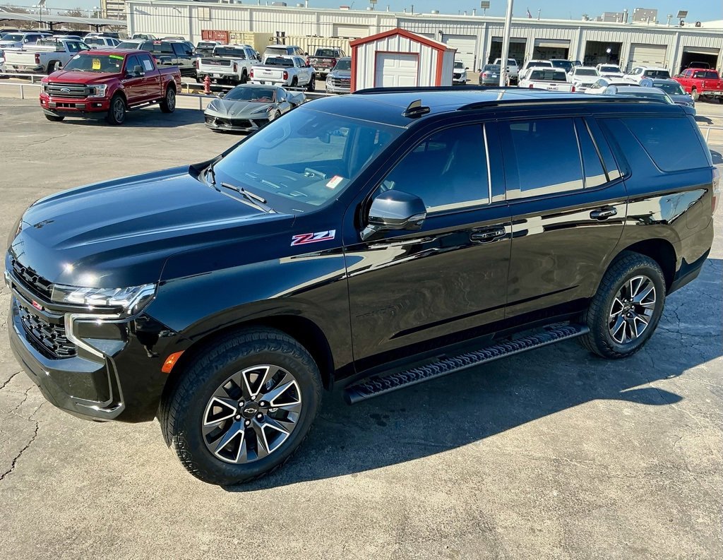 Used 2023 Chevrolet Tahoe Z71 w/ Luxury Package image 5