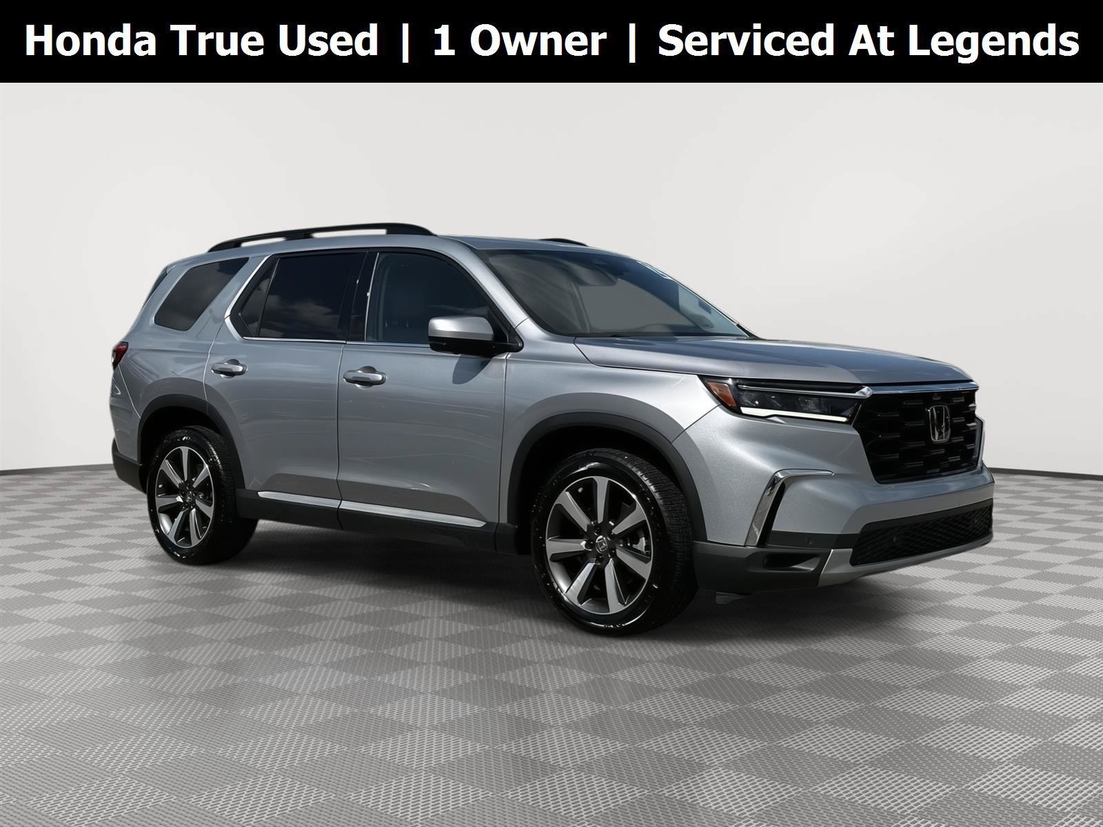 Used 2024 Honda Pilot Elite image 1