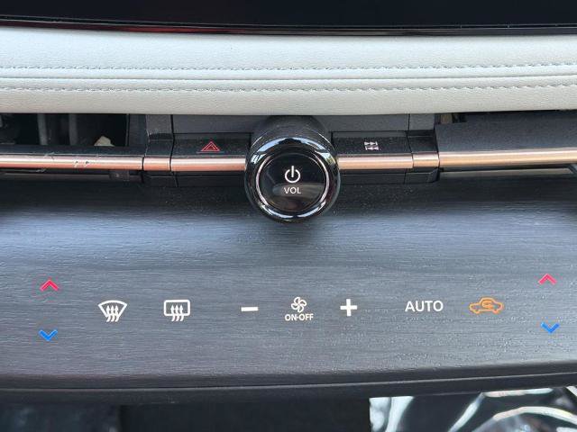 Certified 2023 Nissan Ariya AWD image 6