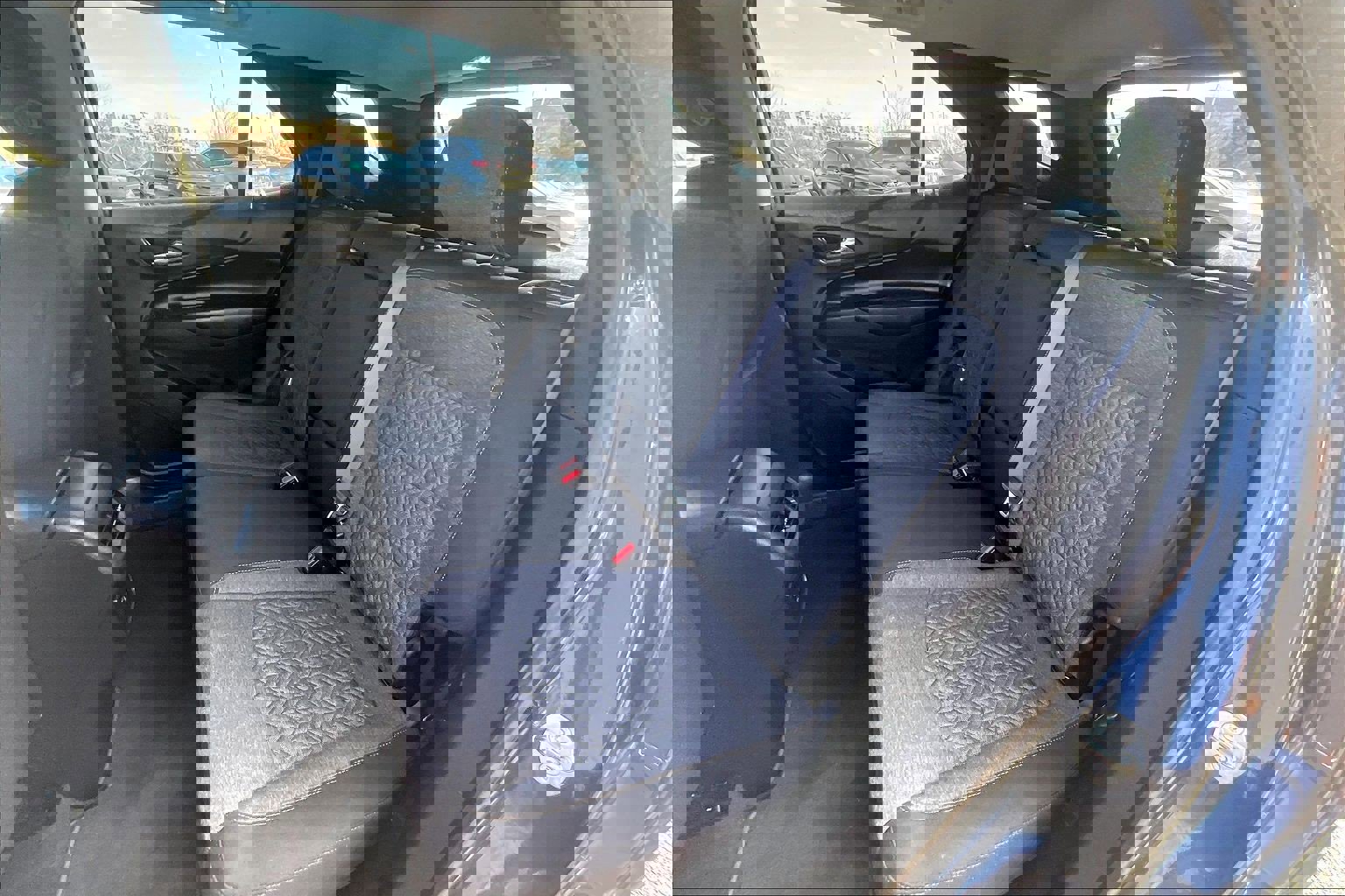 Used 2023 Chevrolet Equinox LT image 24