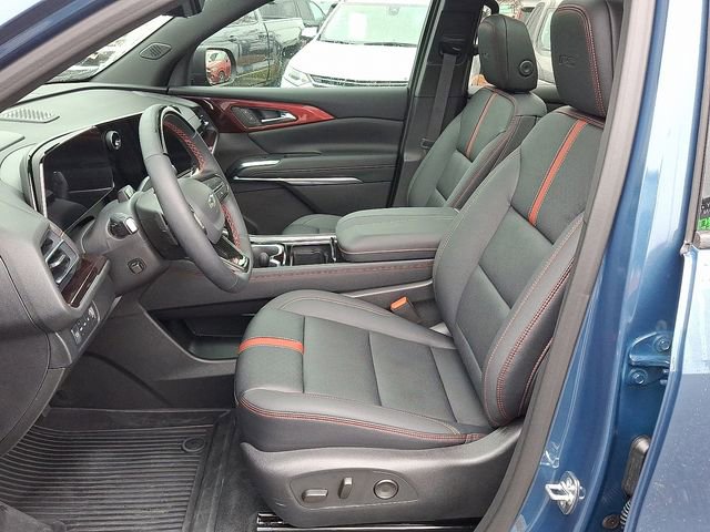 Used 2026 Chevrolet Traverse RS image 11