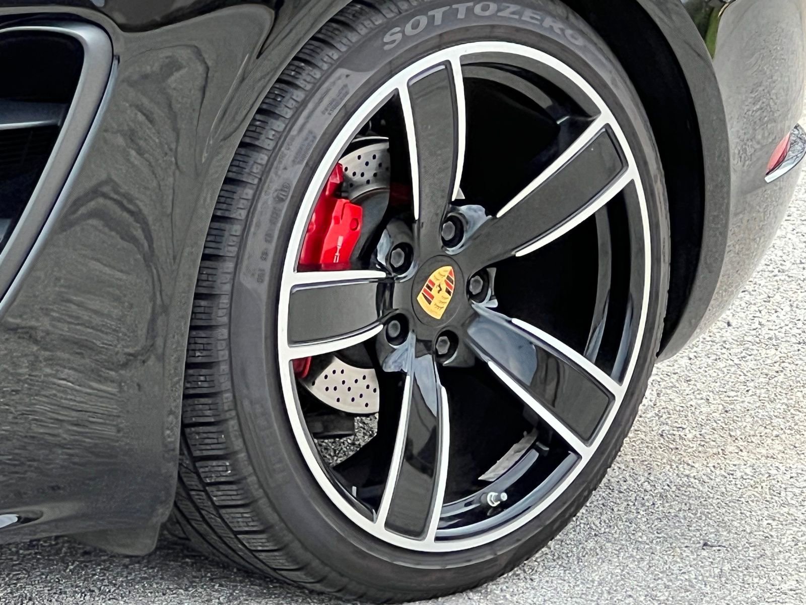 Certified 2018 Porsche 718 Cayman S image 13