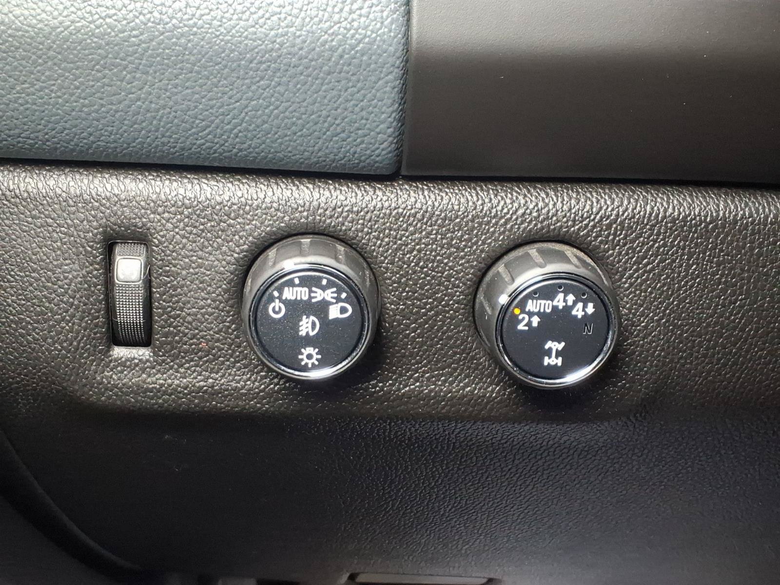 Used 2018 Chevrolet Colorado Z71 AWD/4WD image 18