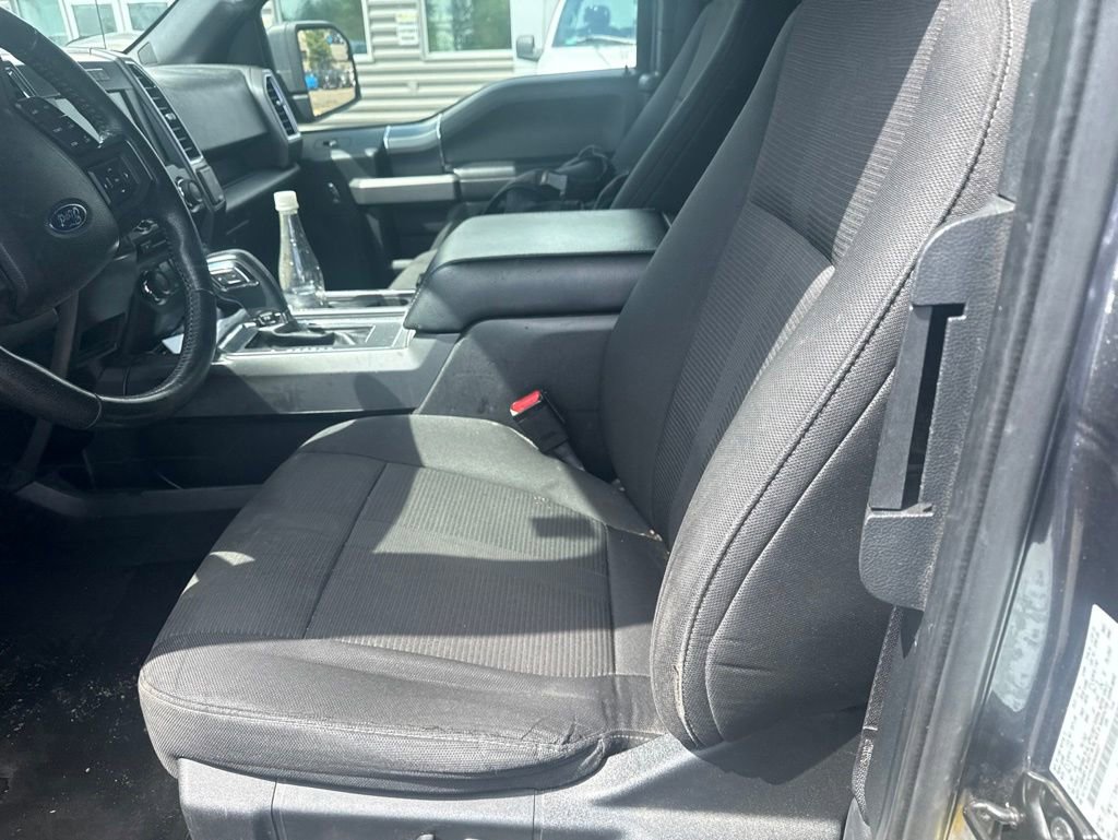 Used 2016 Ford F150 XLT w/ Equipment Group 302A Luxury AWD/4WD image 12