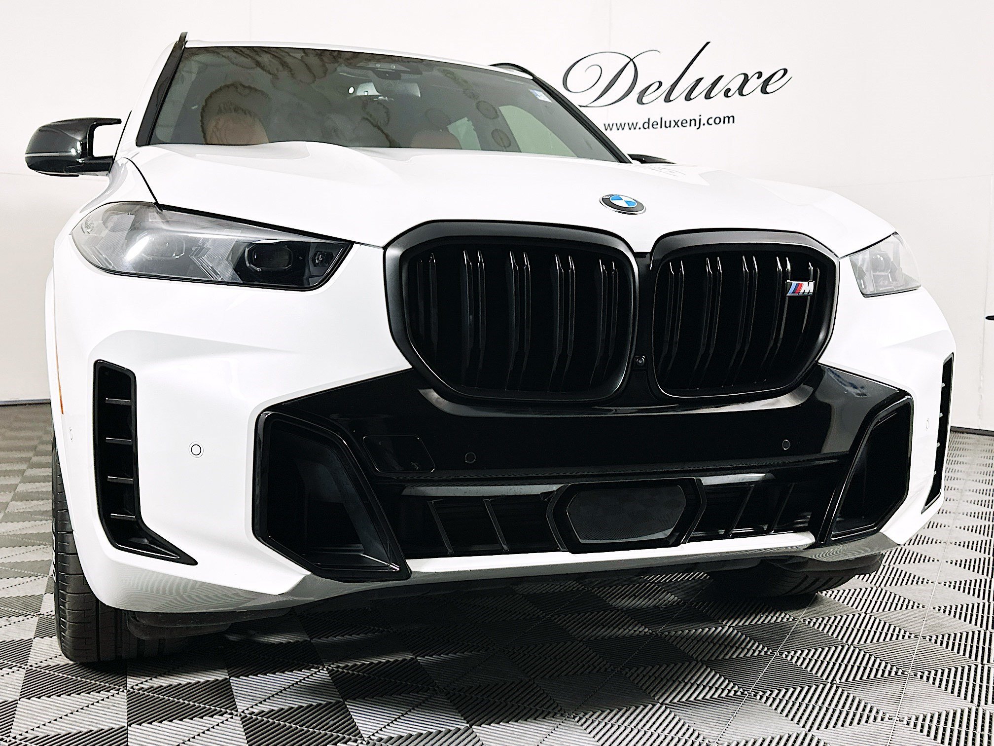 Used 2025 BMW X5 M60i AWD/4WD image 31