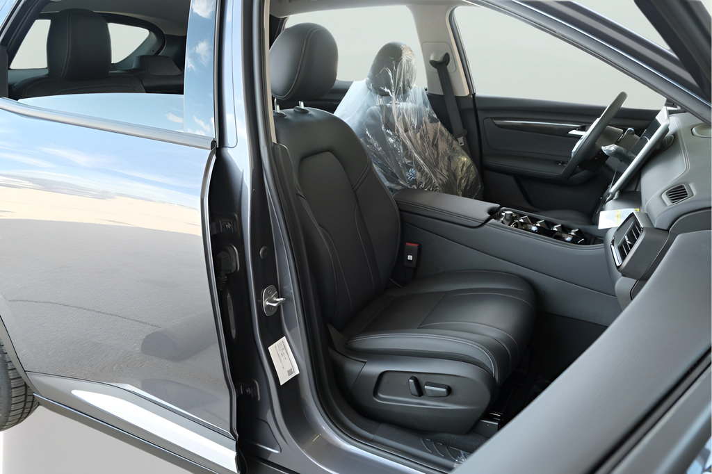 New 2025 VinFast VF 8 Eco AWD/4WD image 15