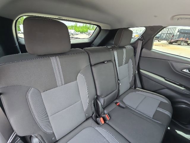Used 2025 Chevrolet Blazer LT w/ Convenience Package FWD image 14