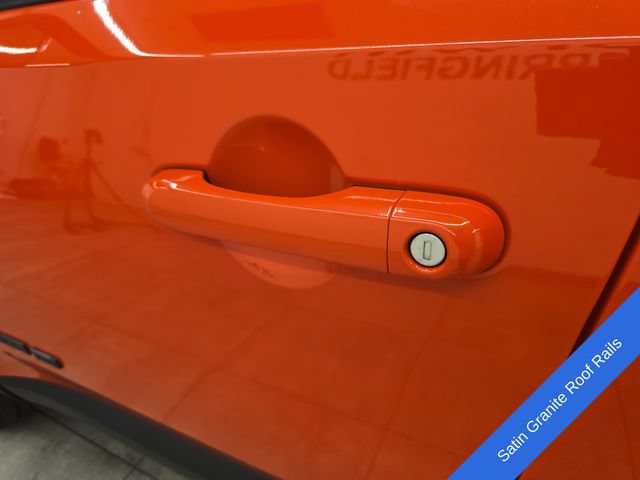 Used 2021 Jeep Renegade Latitude AWD/4WD image 18