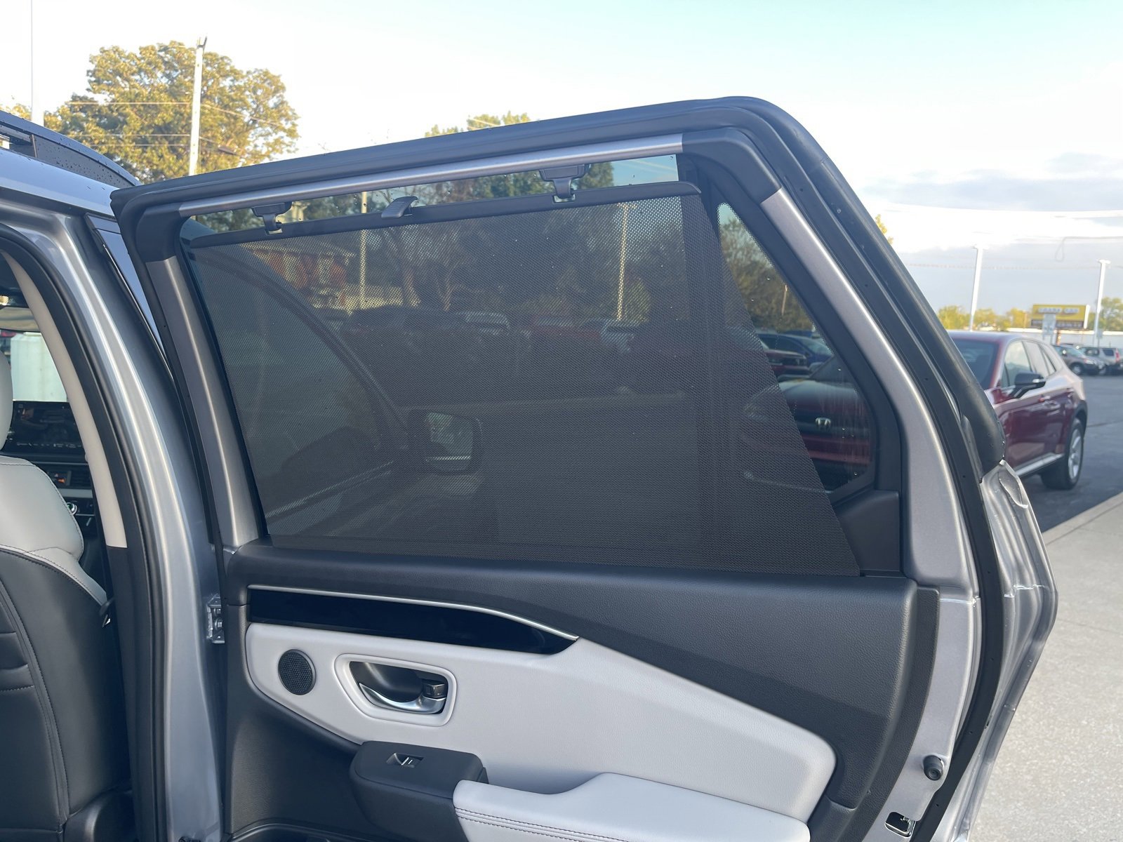 New 2025 Honda Pilot Touring image 15