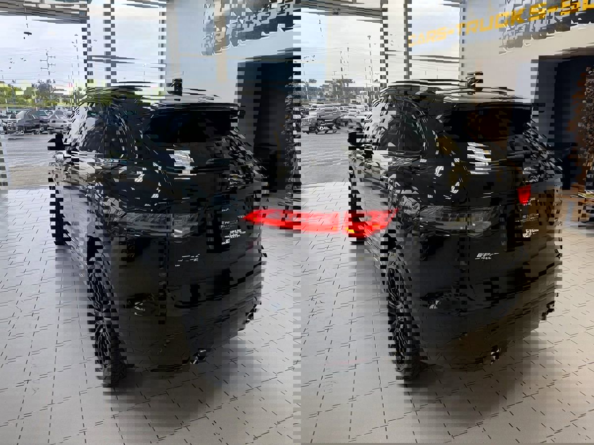 Used 2019 Jaguar F-PACE S image 51