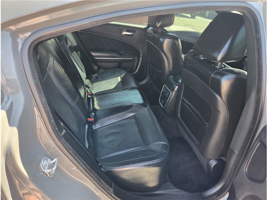 Used 2017 Dodge Charger SXT w/ Plus Group RWD image 26