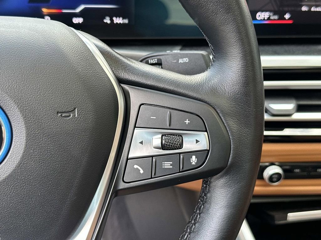 Used 2023 BMW i4 eDrive35 w/ Premium Package image 18