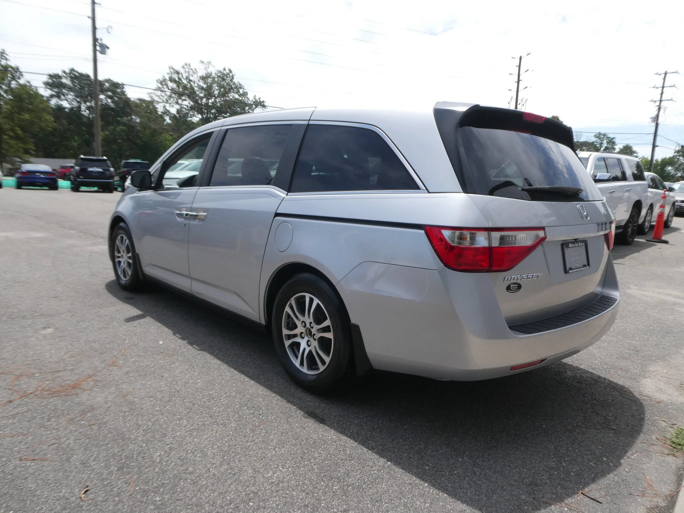 Used 2011 Honda Odyssey EX-L image 8