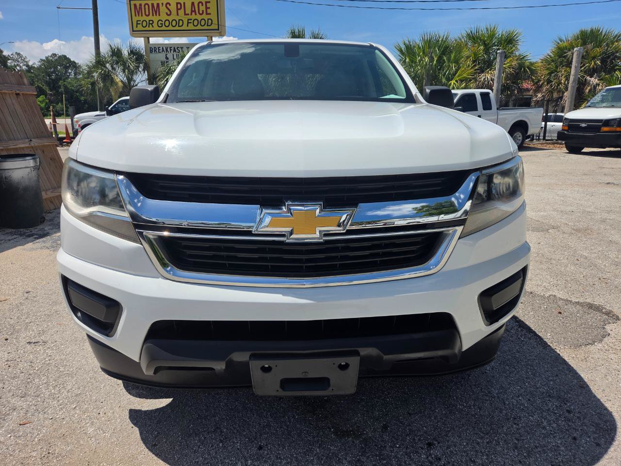 Used 2019 Chevrolet Colorado W/T w/ WT Convenience Package RWD image 7