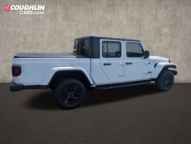 Used 2022 Jeep Gladiator Sport AWD/4WD image 8