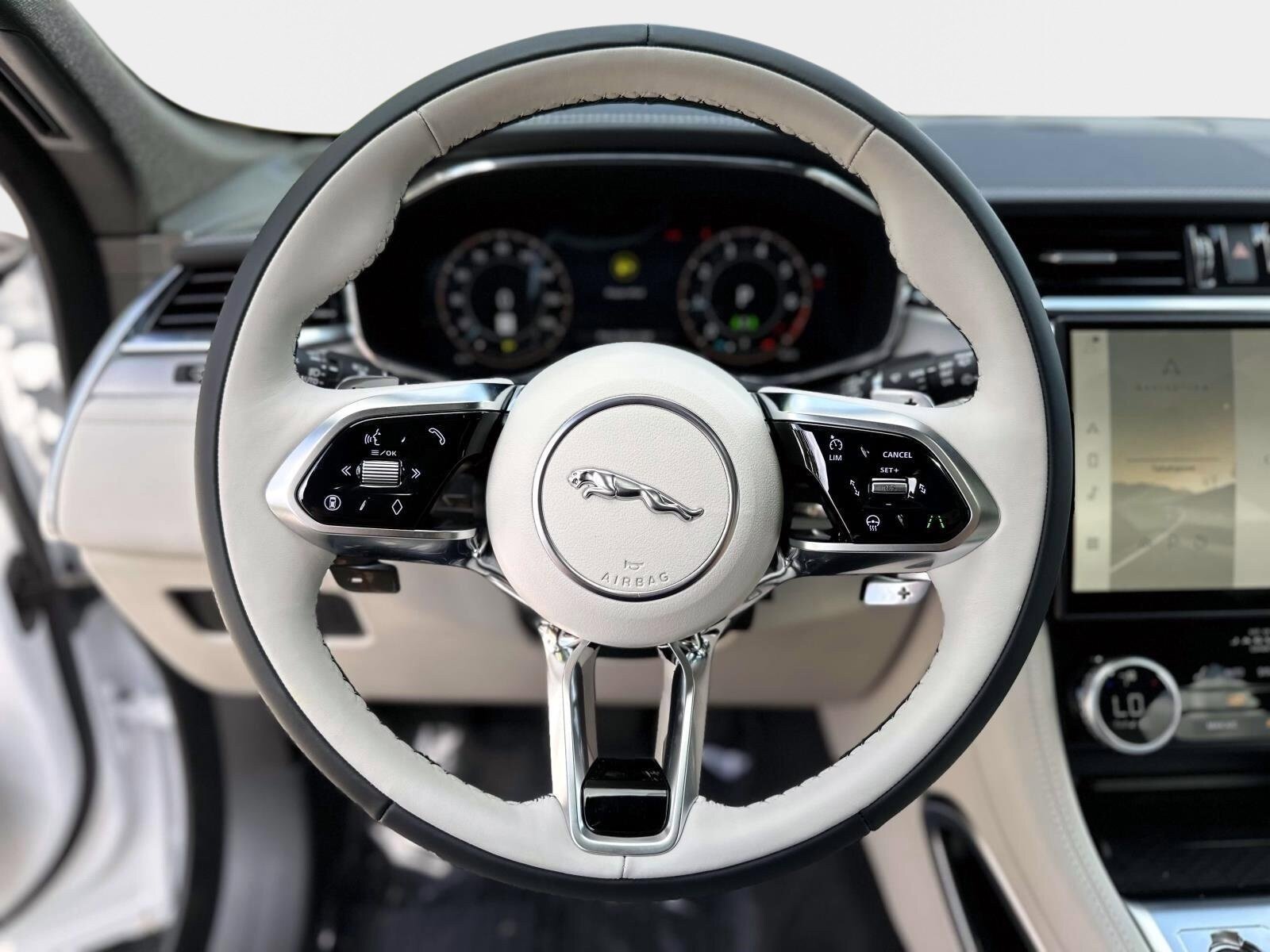 New 2026 Jaguar F-PACE R-Dynamic S AWD/4WD image 20