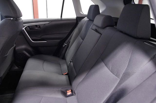 Used 2023 Toyota RAV4 LE AWD/4WD image 16
