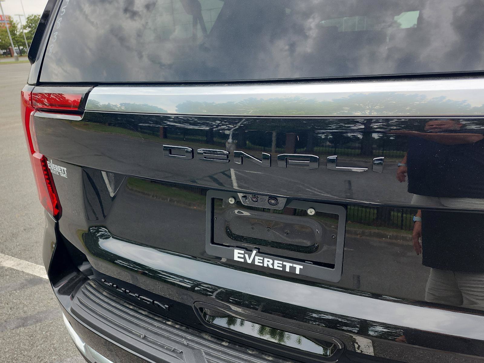 New 2026 GMC Yukon XL Denali w/ Denali Reserve Package AWD/4WD image 5