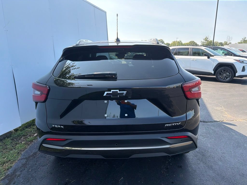 New 2026 Chevrolet Trax ACTIV w/ Driver Confidence Package FWD image 8