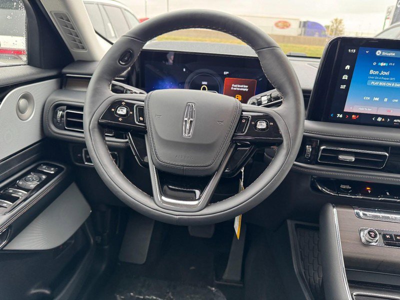 New 2025 Lincoln Aviator Reserve w/ Equipment Group 201A AWD/4WD image 10