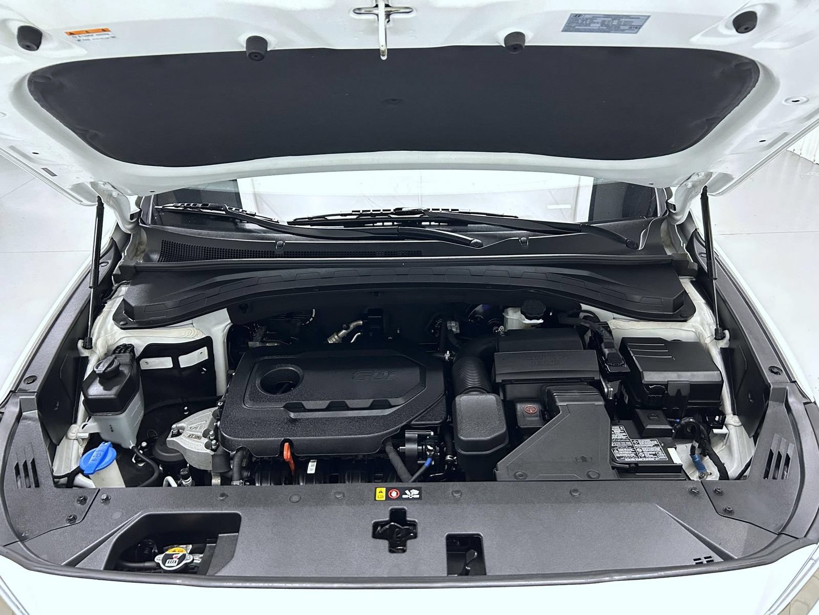 Used 2020 Hyundai Santa Fe Limited AWD/4WD image 24