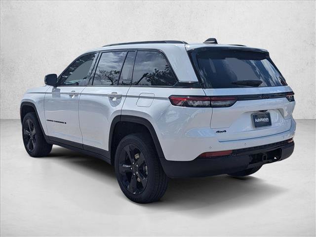 New 2025 Jeep Grand Cherokee Altitude image 8