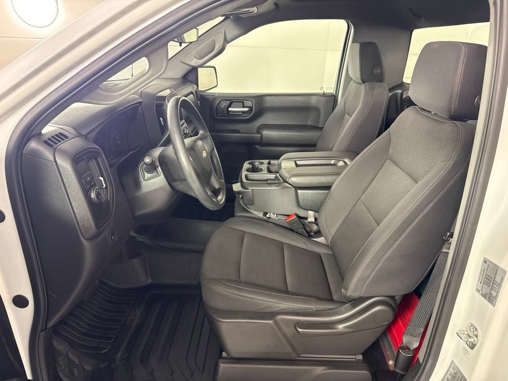 Certified 2025 Chevrolet Silverado 1500 W/T RWD image 23