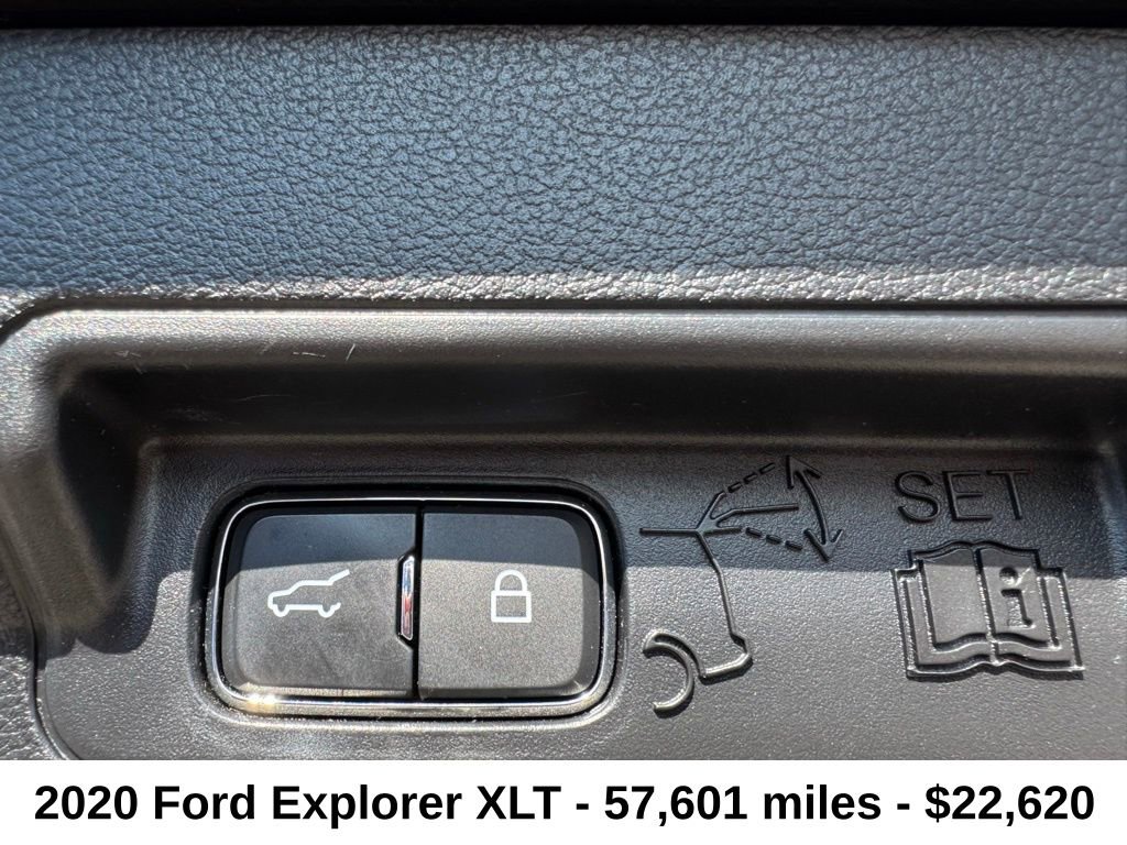Used 2020 Ford Explorer XLT image 34