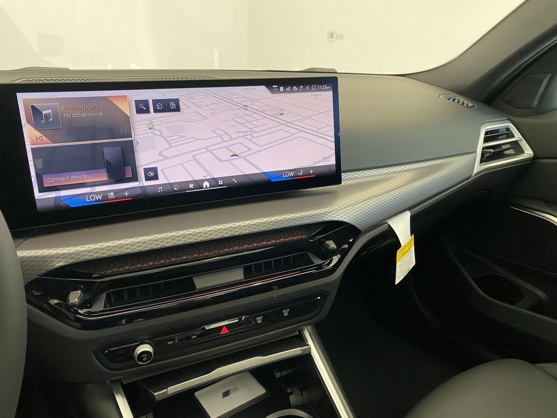 Used 2025 BMW 330i xDrive Sedan w/ M Sport Package image 23